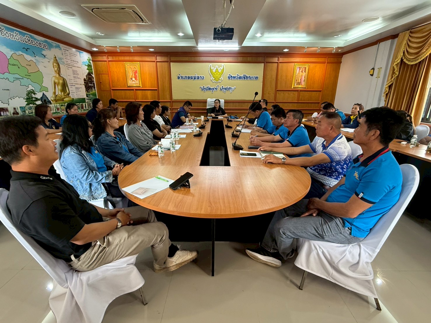 พช.แม่ลาว>>>ร่วมประชุมหมู่บ้านกองทุนแม่ของแผ่นดิน ในพื้นที่อำเภอแม่ลาว และหมู่บ้านต้นกล้ากองทุนแม่ของแผ่นดิน ปี 2569