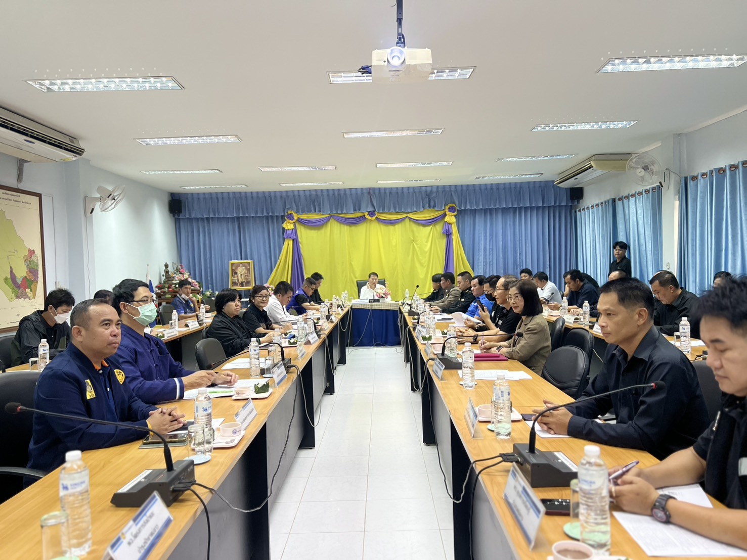 พช.แม่ลาว>>>ร่วมประชุมหัวหน้าส่วนราชการ หัวหน้าหน่วยงานรัฐวิสาหกิจ ผู้บริหารองค์กรปกครองส่วนท้องถิ่น กบอ.แม่ลาว ครั้งที่ 4/2569