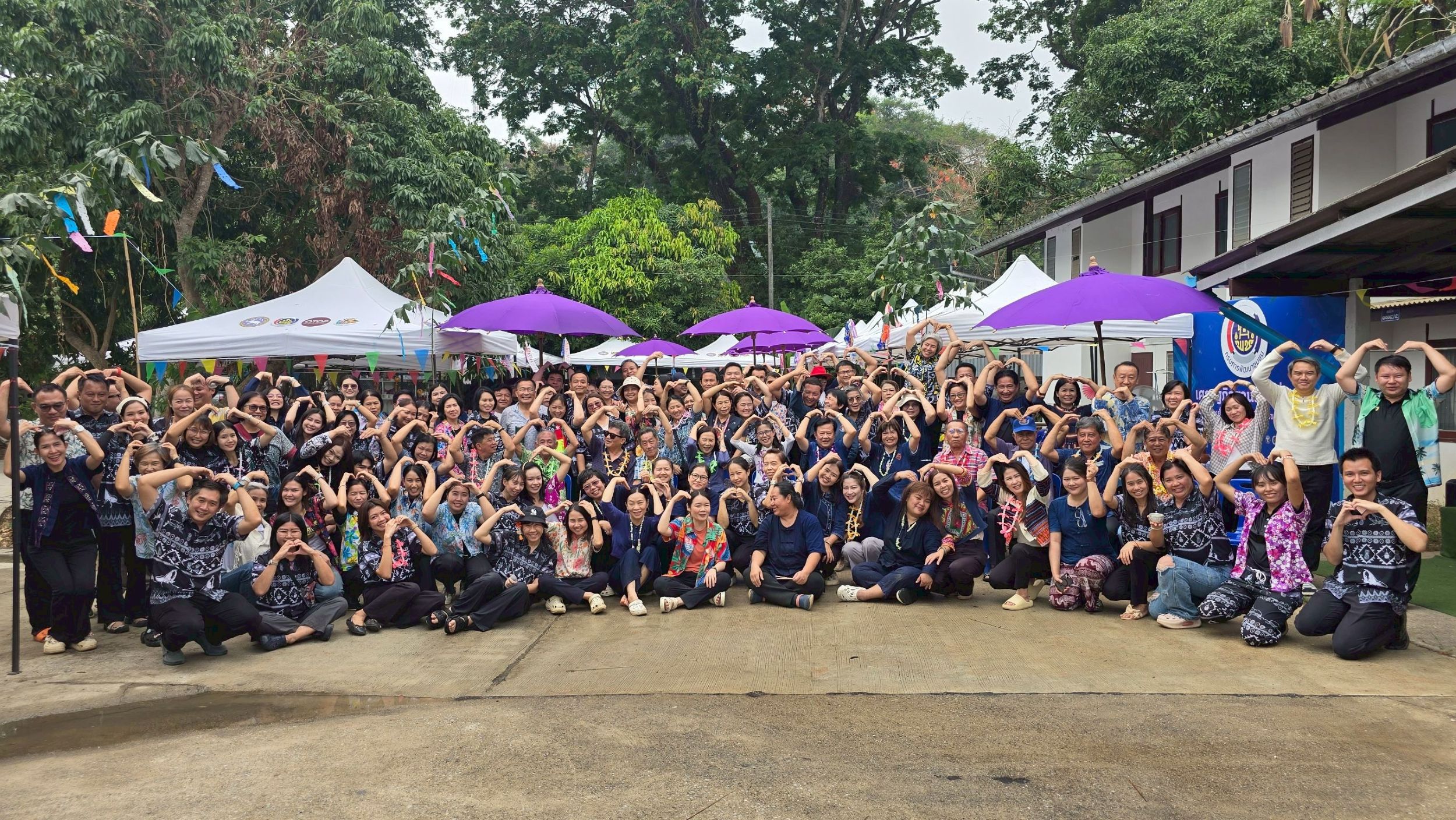 พช.แม่ลาว>>>ร่วมกิจกรรมสืบสานประเพณีปี๋ใหม่เมืองตามวิถีล้านนา “ชุ่มอกเย็นใจ บี่ใหม่เมือง สานสายใย พช. เจียงฮาย” ประจำปี 2569