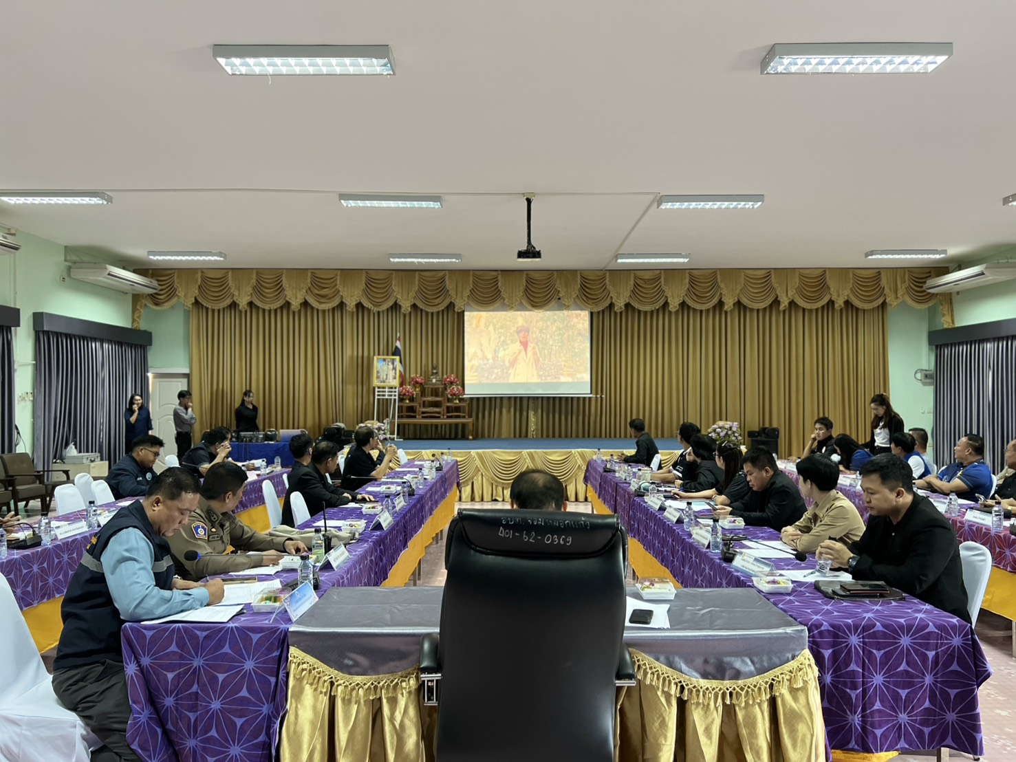 พช.แม่ลาว>>>ร่วมประชุมหัวหน้าส่วนราชการ หัวหน้าหน่วยงานรัฐวิสาหกิจ ผู้บริหารองค์กรปกครองส่วนท้องถิ่น กบอ.แม่ลาว ครั้งที่ 5/2569