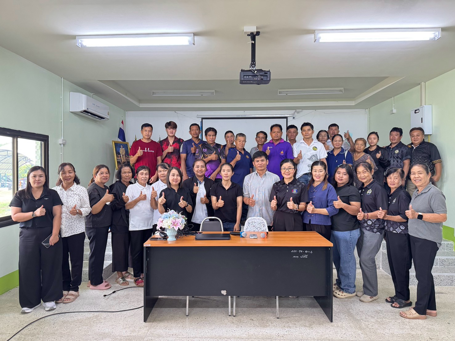 พช.แม่ลาว>>>ประชุมอาสาพัฒนาชุมชน (อช.) และคัดเลือกผู้นำอาสาพัฒนาชุมชน (ผู้นำ อช.) ตำบลบัวสลี อำเภอแม่ลาว