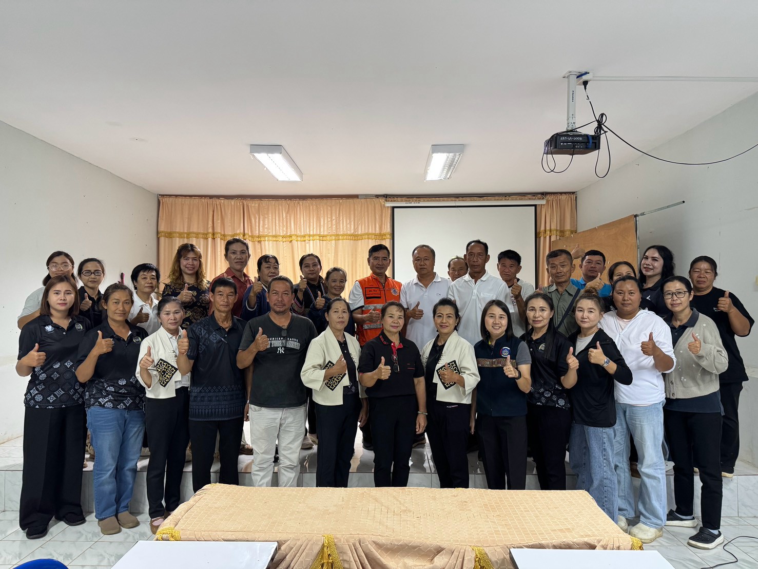 พช.แม่ลาว>>>ประชุมอาสาพัฒนาชุมชน (อช.) และคัดเลือกผู้นำอาสาพัฒนาชุมชน (ผู้นำ อช.) ตำบลป่าก่อดำ อำเภอแม่ลาว
